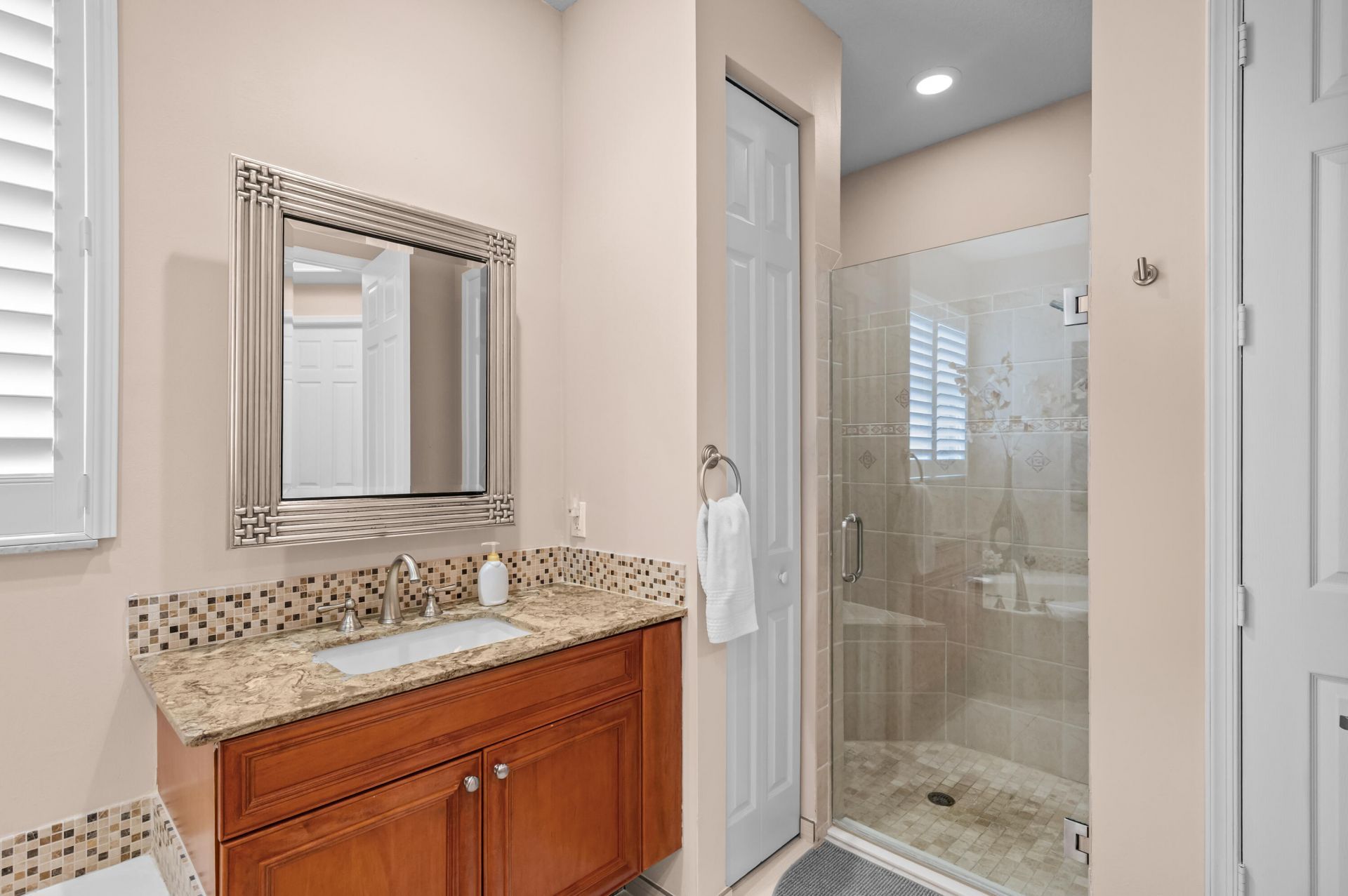407 NW Shoreview Drive, Port Saint Lucie, FL 34986 Photo