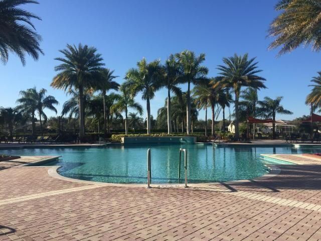 407 NW Shoreview Drive, Port Saint Lucie, FL 34986 Photo