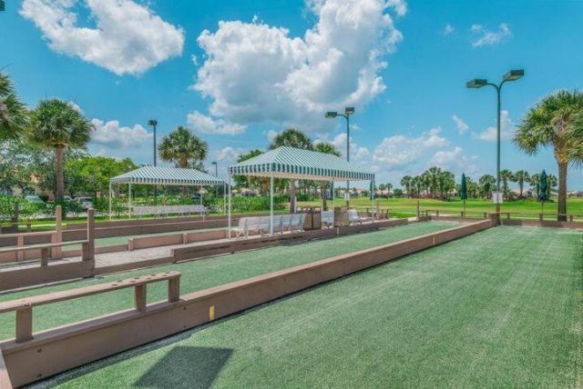 407 NW Shoreview Drive, Port Saint Lucie, FL 34986 Photo