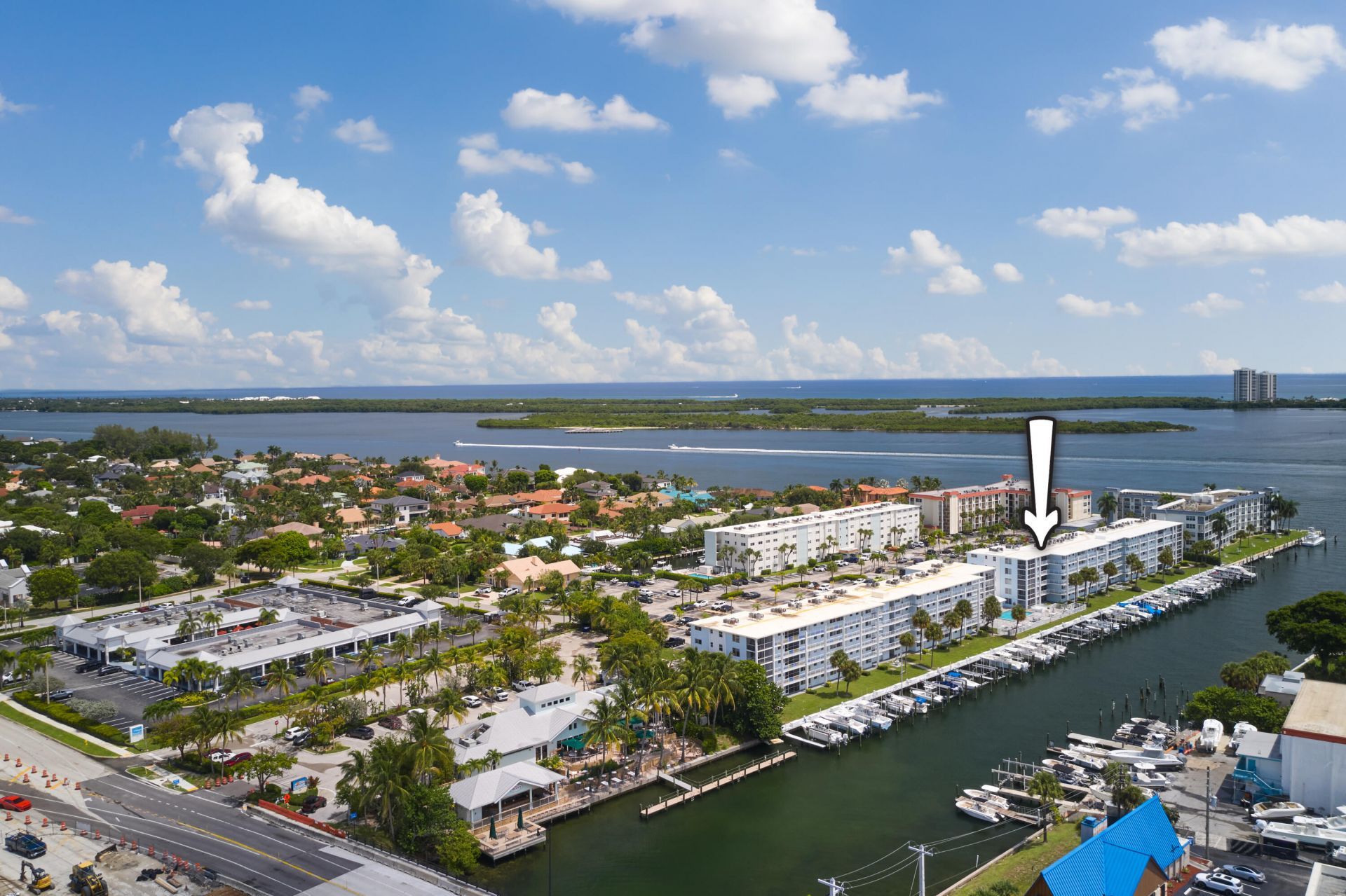 104 Paradise Harbour Boulevard, Unit 402, North Palm Beach, FL 33408 Photo