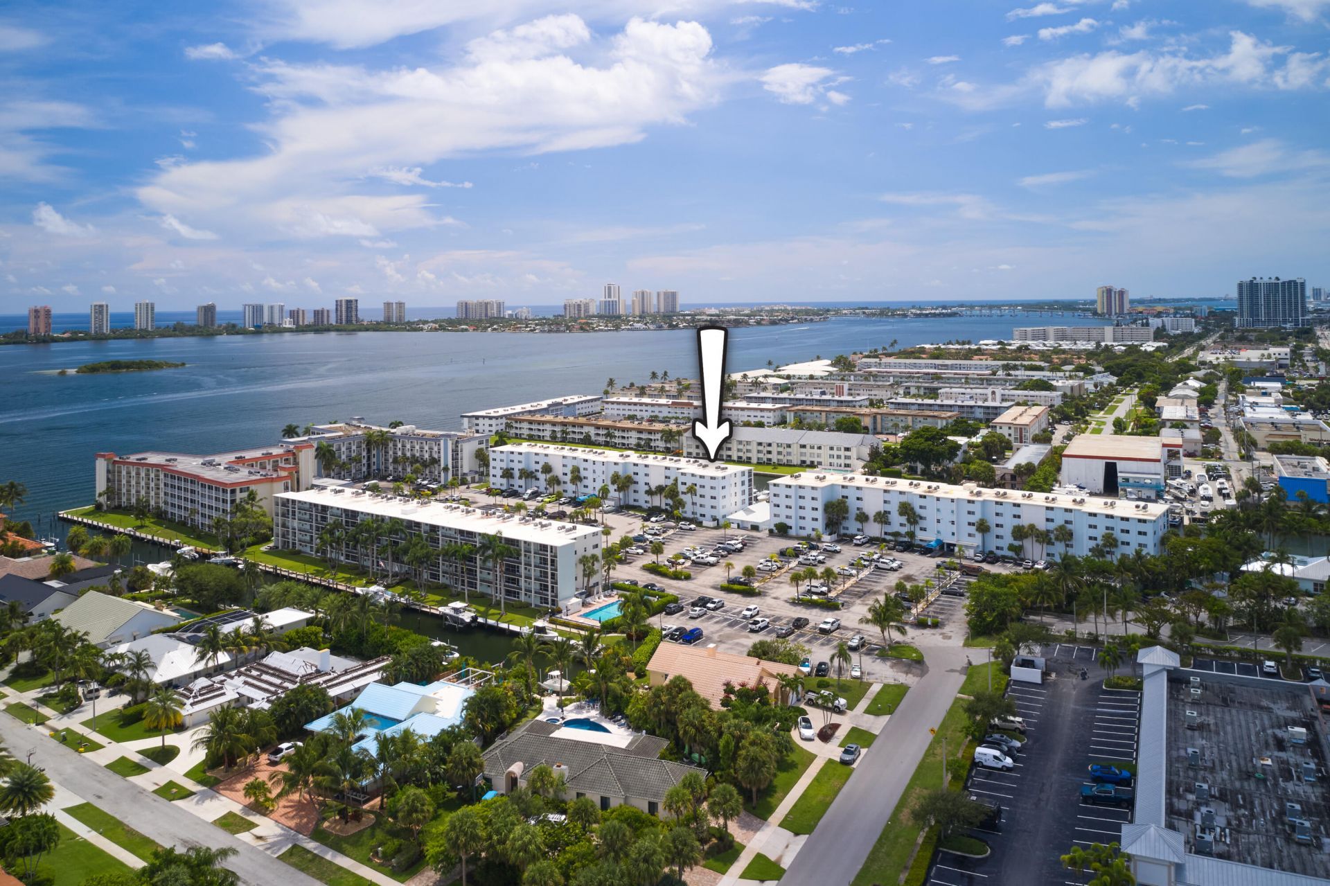 104 Paradise Harbour Boulevard, Unit 402, North Palm Beach, FL 33408 Photo