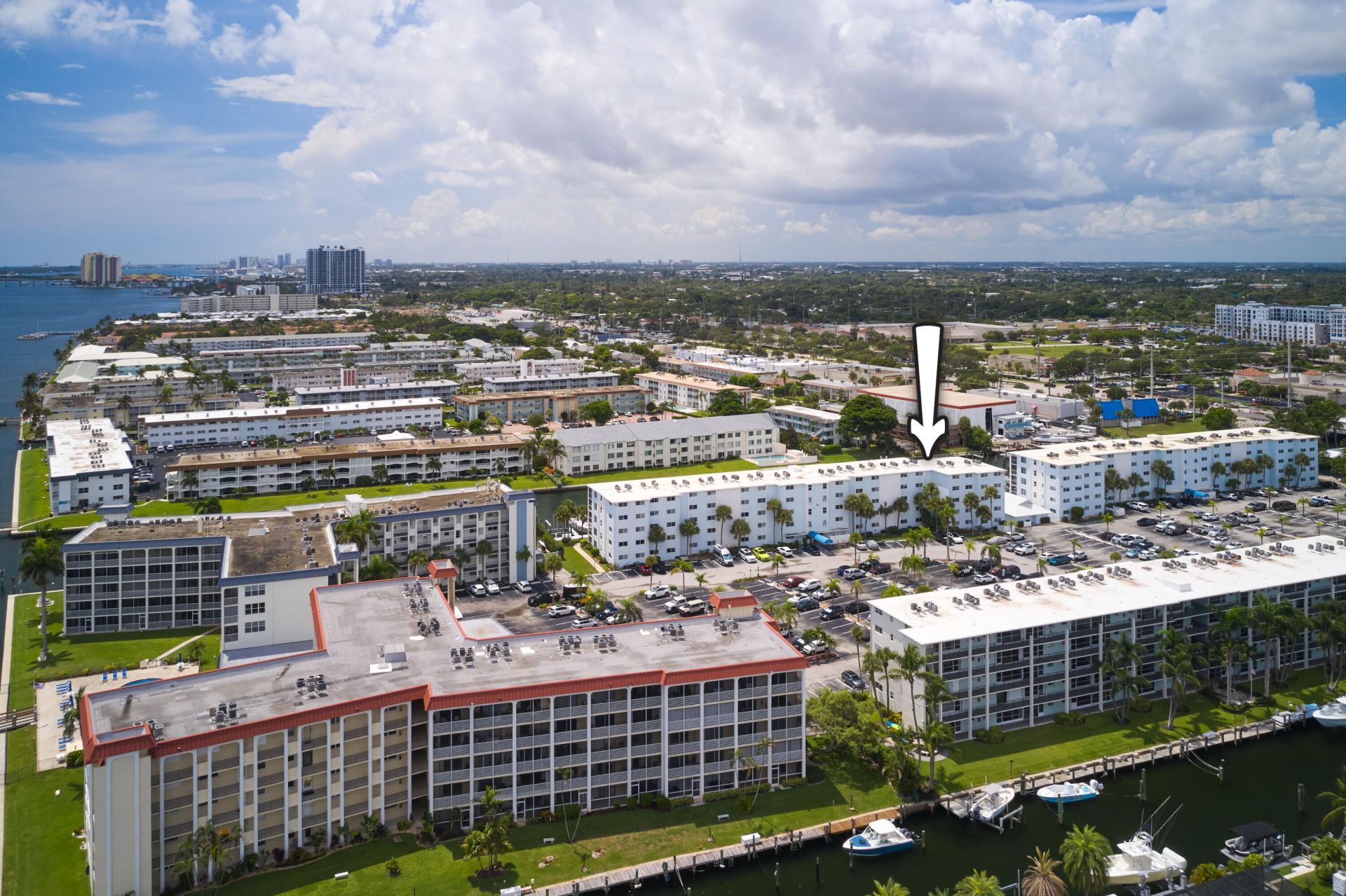 104 Paradise Harbour Boulevard, Unit 402, North Palm Beach, FL 33408 Photo