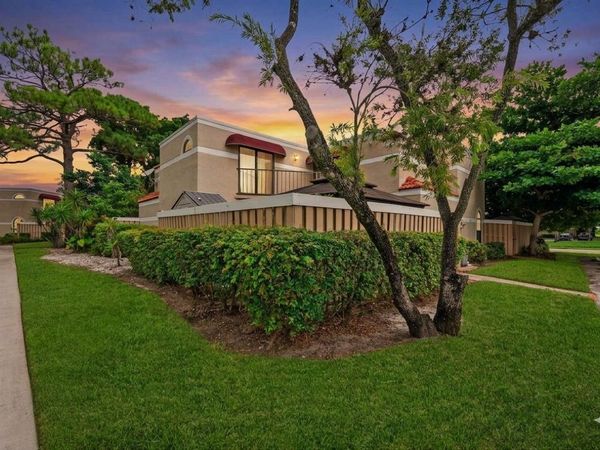 4240 Village Drive, Unit D, Delray Beach, FL 33445