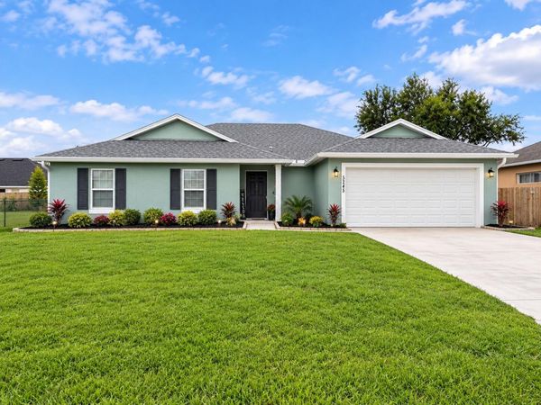 5245 NW GAMMA Street, Port St. Lucie, FL 34986