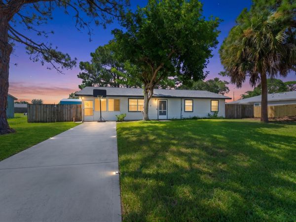 2175 18th Avenue SW, Vero Beach, FL 32962