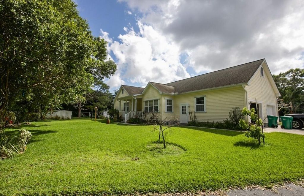3162 Dame Road, Fort Pierce, FL 34981 Photo