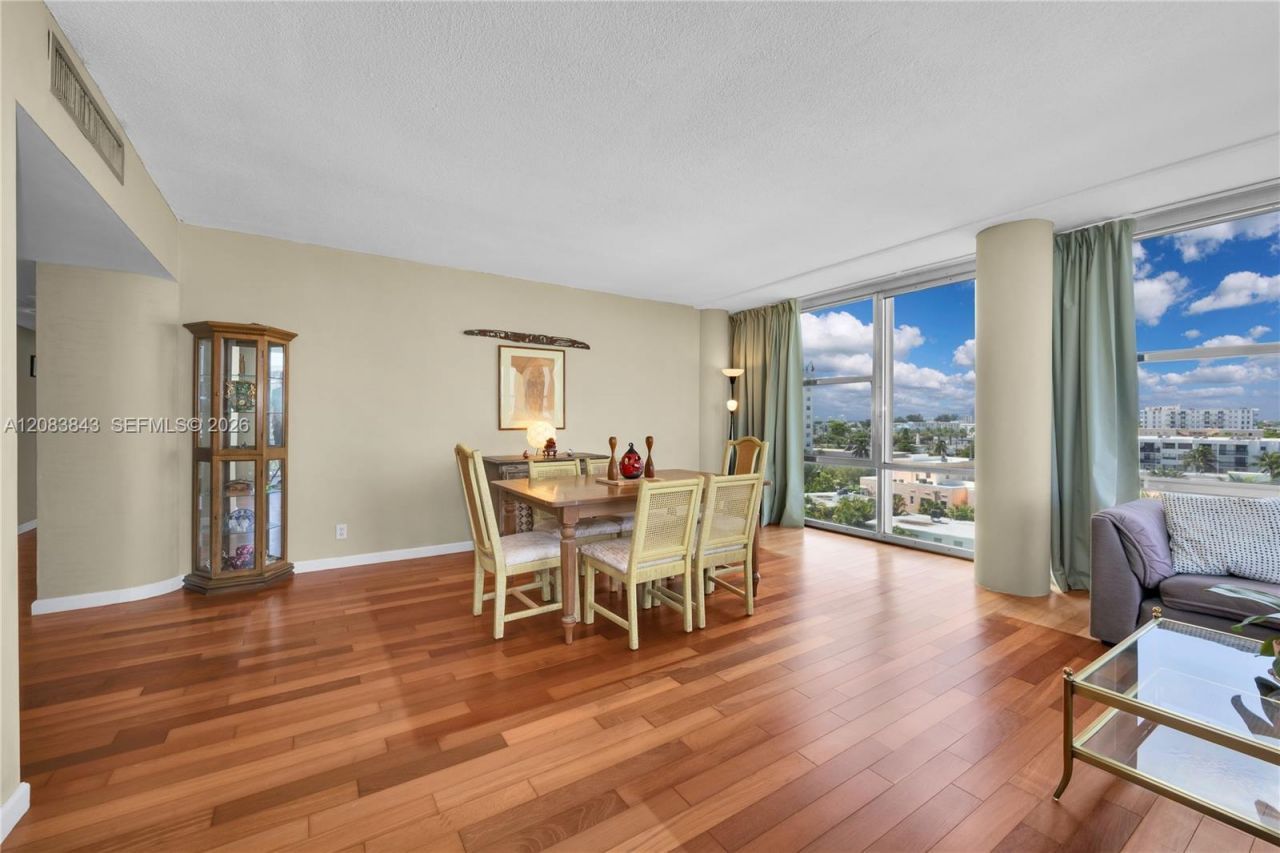 900 Bay Dr, Unit 601, Miami Beach, FL 33141 Photo