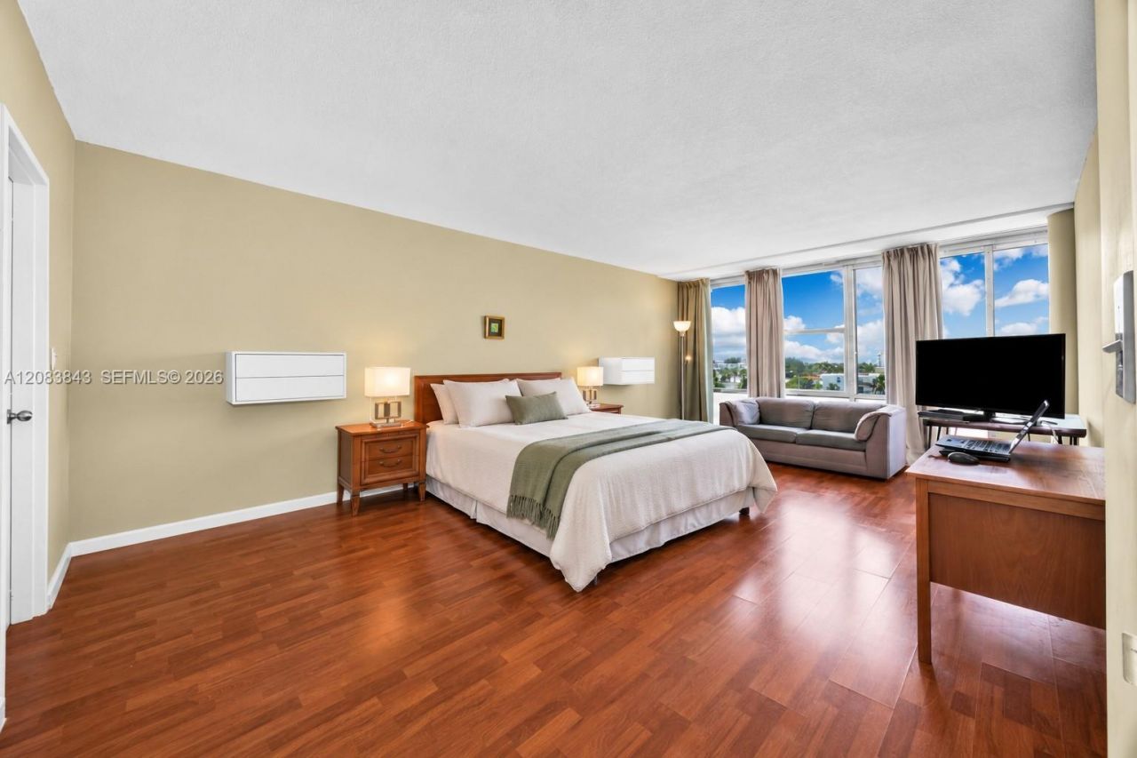 900 Bay Dr, Unit 601, Miami Beach, FL 33141 Photo