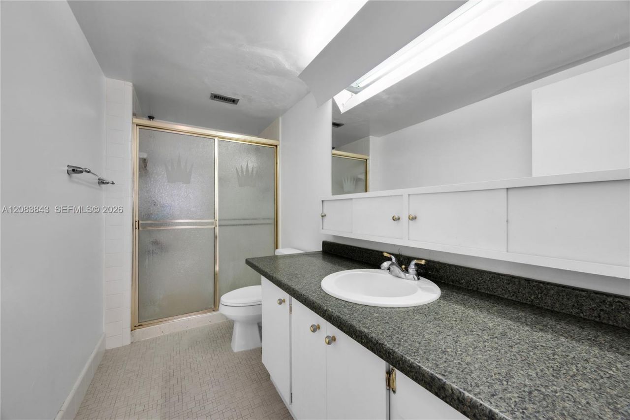900 Bay Dr, Unit 601, Miami Beach, FL 33141 Photo