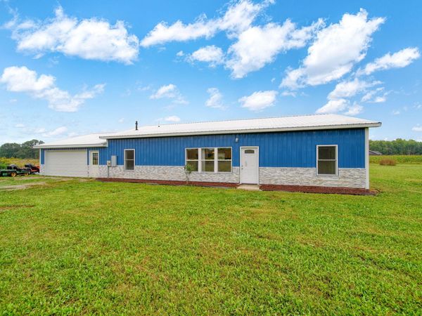 6474 Kennedy Road, Munith, MI 49259