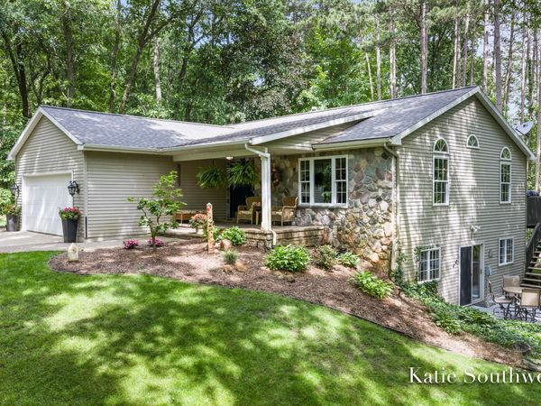13569 Missy's Way, Lowell, MI 49331