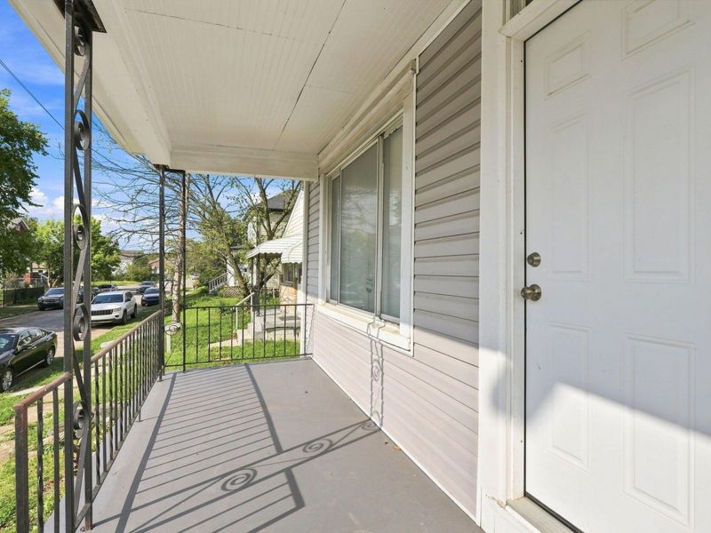 346 S Wheatland Avenue , Columbus, OH 43204 Photo 4