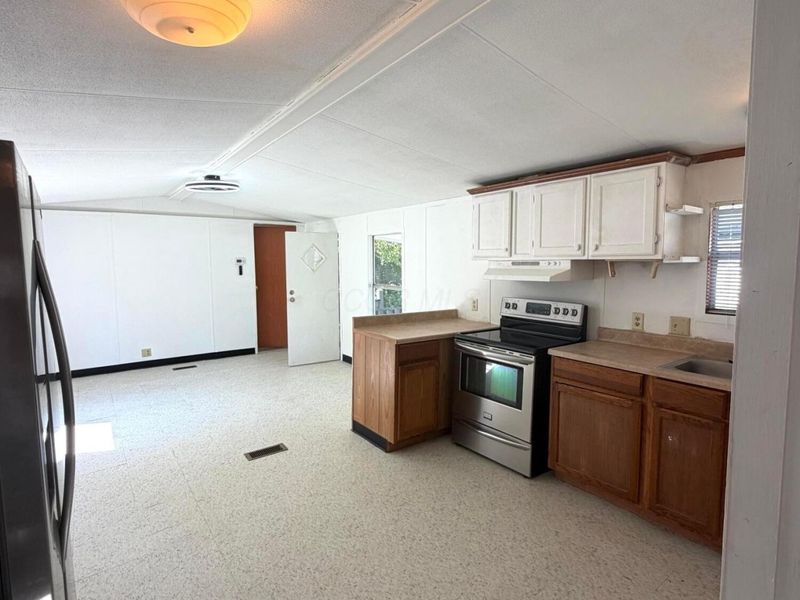 1121 Tarkiln Road SE, Unit 119, Lancaster, OH 43130 Photo 6