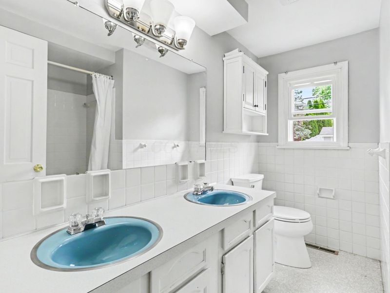 4441 Olentangy River Road, Columbus, OH 43214 Photo 35