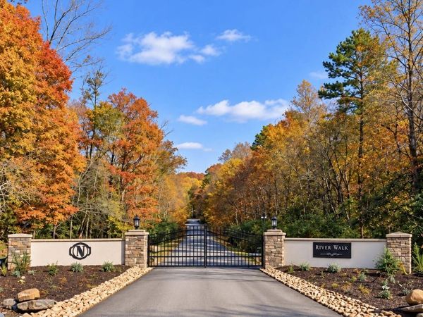22 Riverwalk, Blue Ridge, GA 30513
