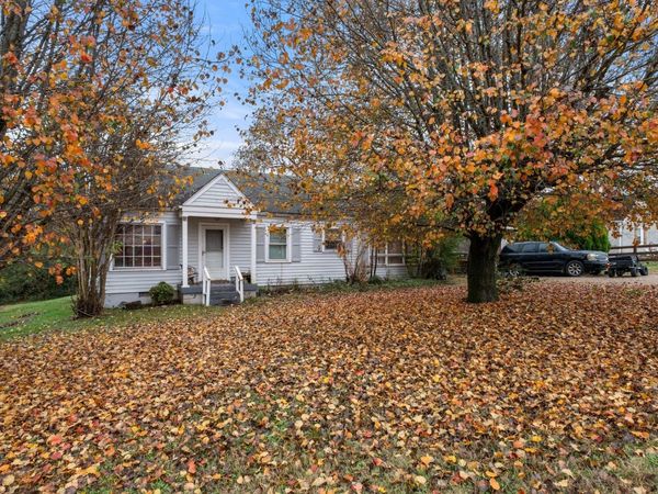 4252 Woods St , Old Hickory, TN 37138