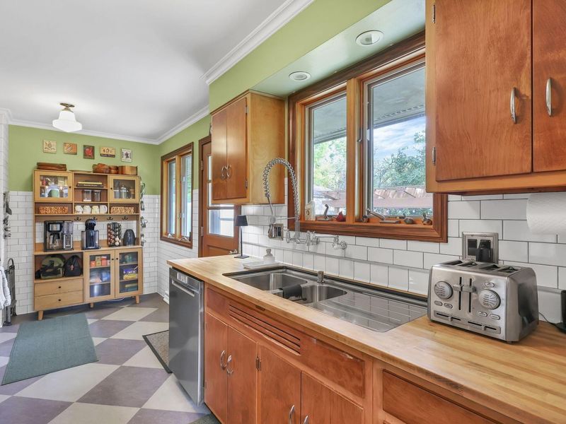 2673 Shrewsbury Road, Columbus, OH 43221 Photo 22