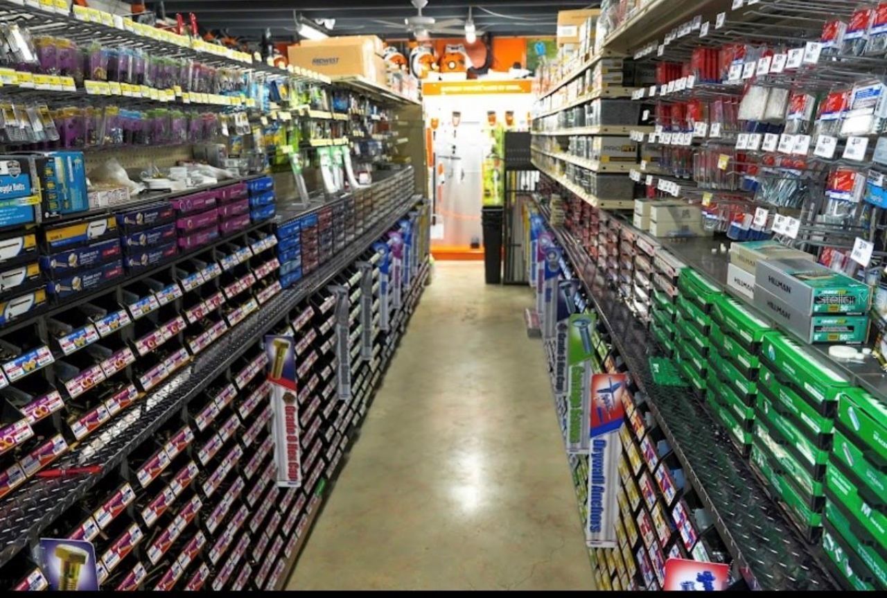 9513 N Nebraska Avenue, Tampa, FL 33612 Photo