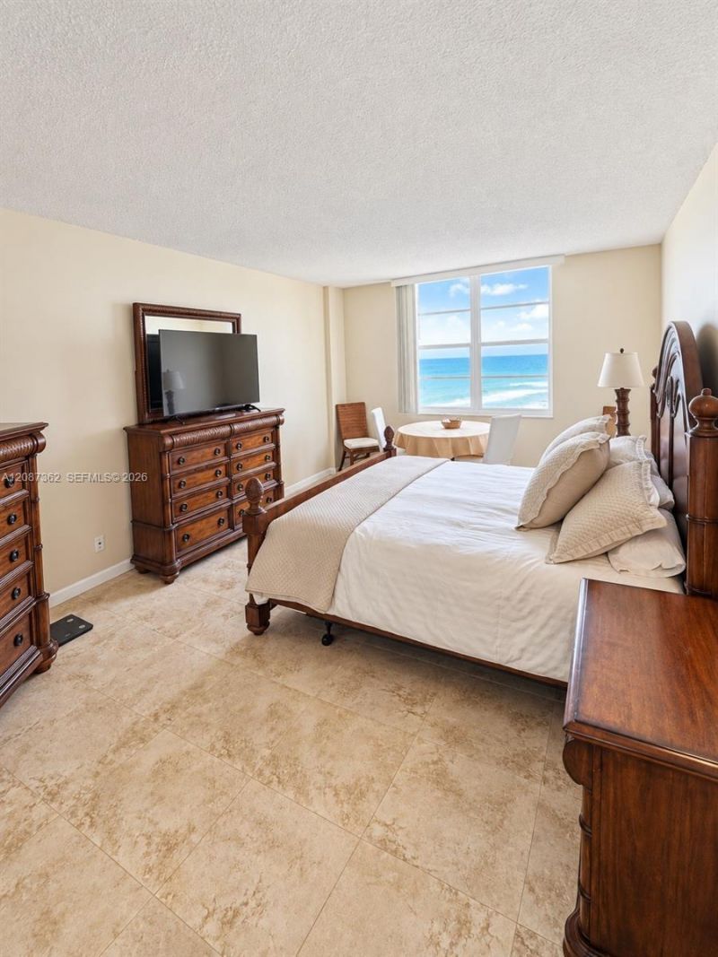 3725 S Ocean Dr, Unit 1606, Hollywood, FL 33019 Photo