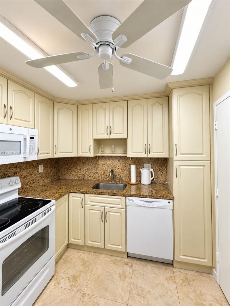 3725 S Ocean Dr, Unit 1606, Hollywood, FL 33019 Photo