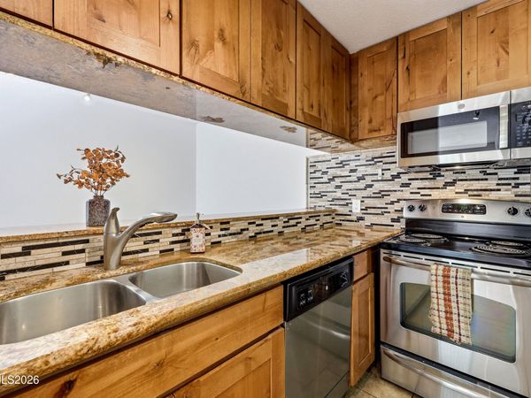 2750 Plumas Street, Unit 220, Reno, NV 89509