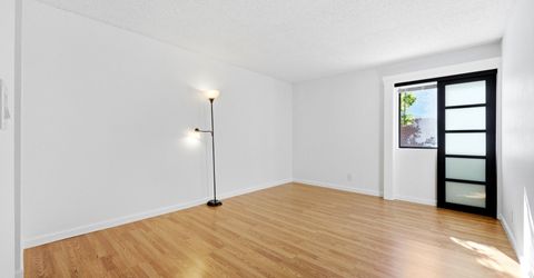 2750 Plumas Street, Unit 220, Reno, NV 89509 Photo