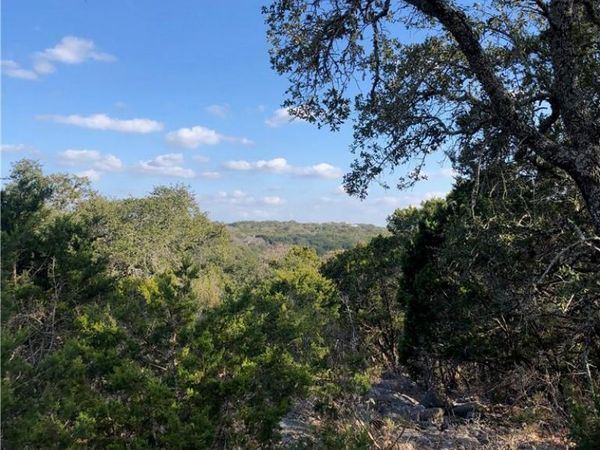 441 Cliffview CIR , Canyon Lake, TX 78133