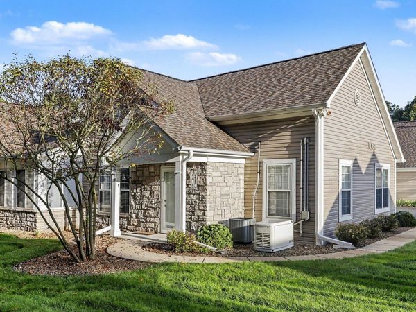 198 Ashton Lake Drive, Battle Creek, MI 49015