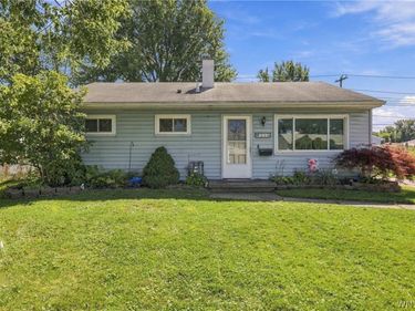 310 Canton Street , Tonawanda, NY 14150