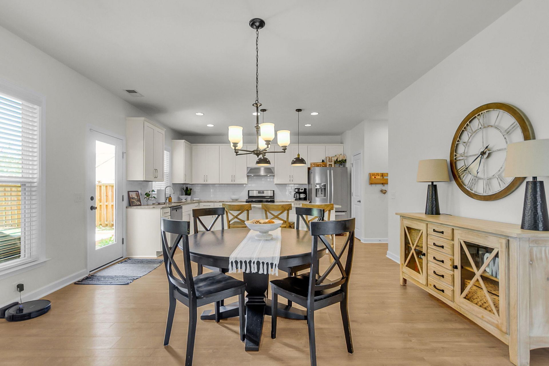 1560 Thoroughbred Boulevard Photo 11