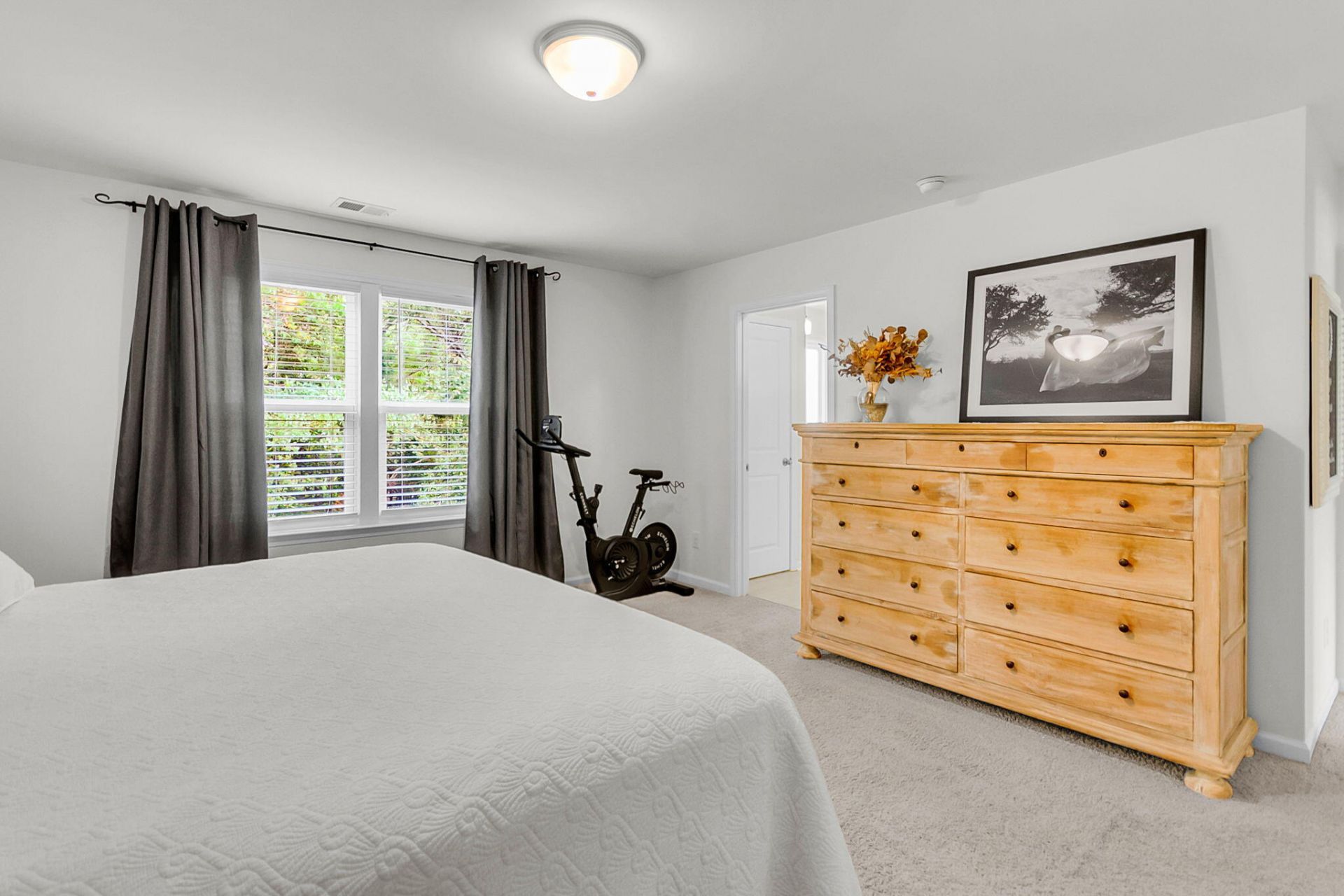1560 Thoroughbred Boulevard Photo 14