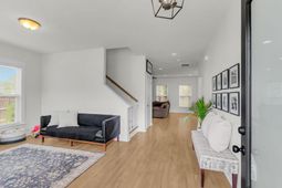 1560 Thoroughbred Boulevard photo 4