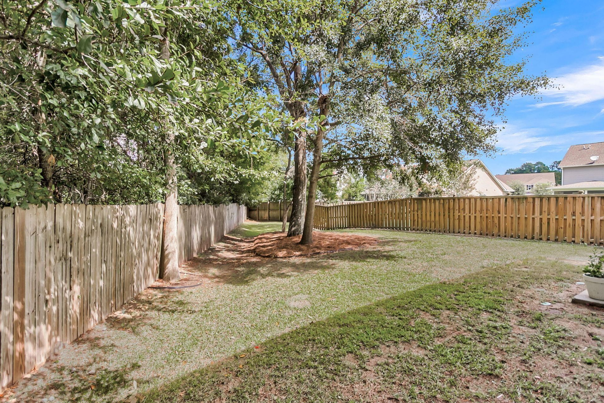 1560 Thoroughbred Boulevard Photo 23