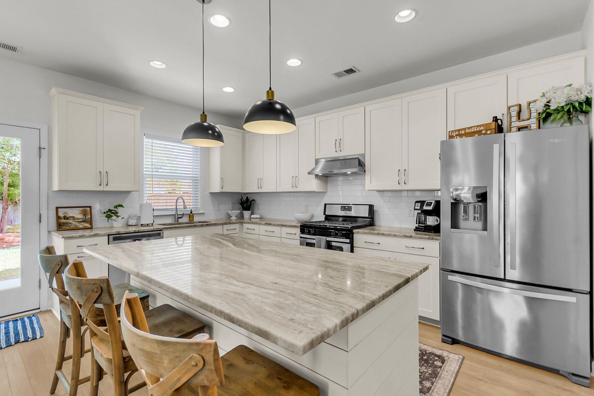 1560 Thoroughbred Boulevard Photo 8