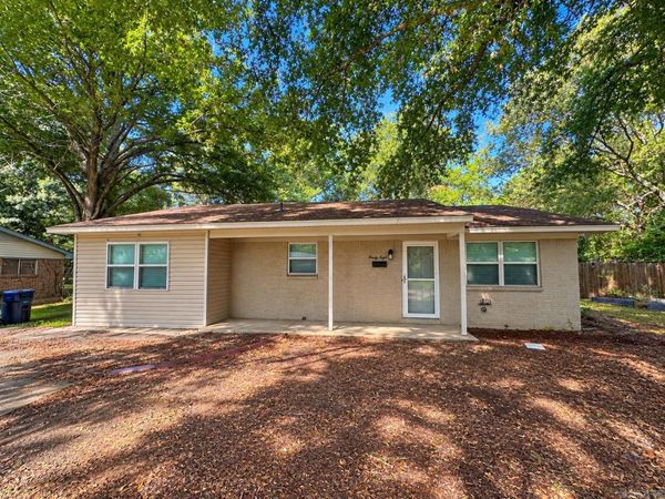 28 Meadowbrook , Conway, AR 72032