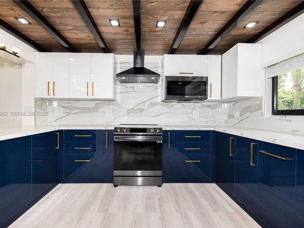 3904 Grant St, Hollywood, FL 33021