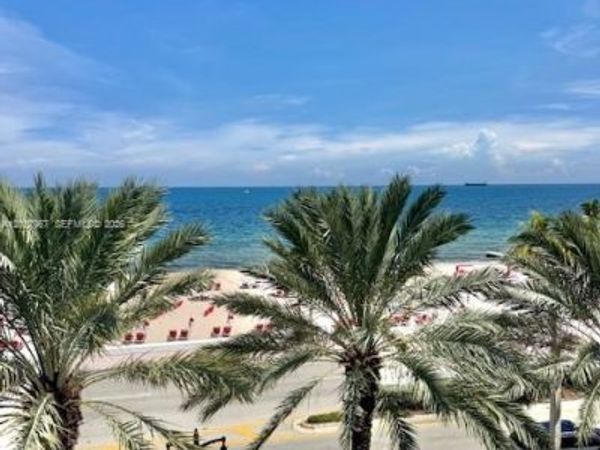 3101 Bayshore Dr , Unit 1208, Fort Lauderdale, FL 33304