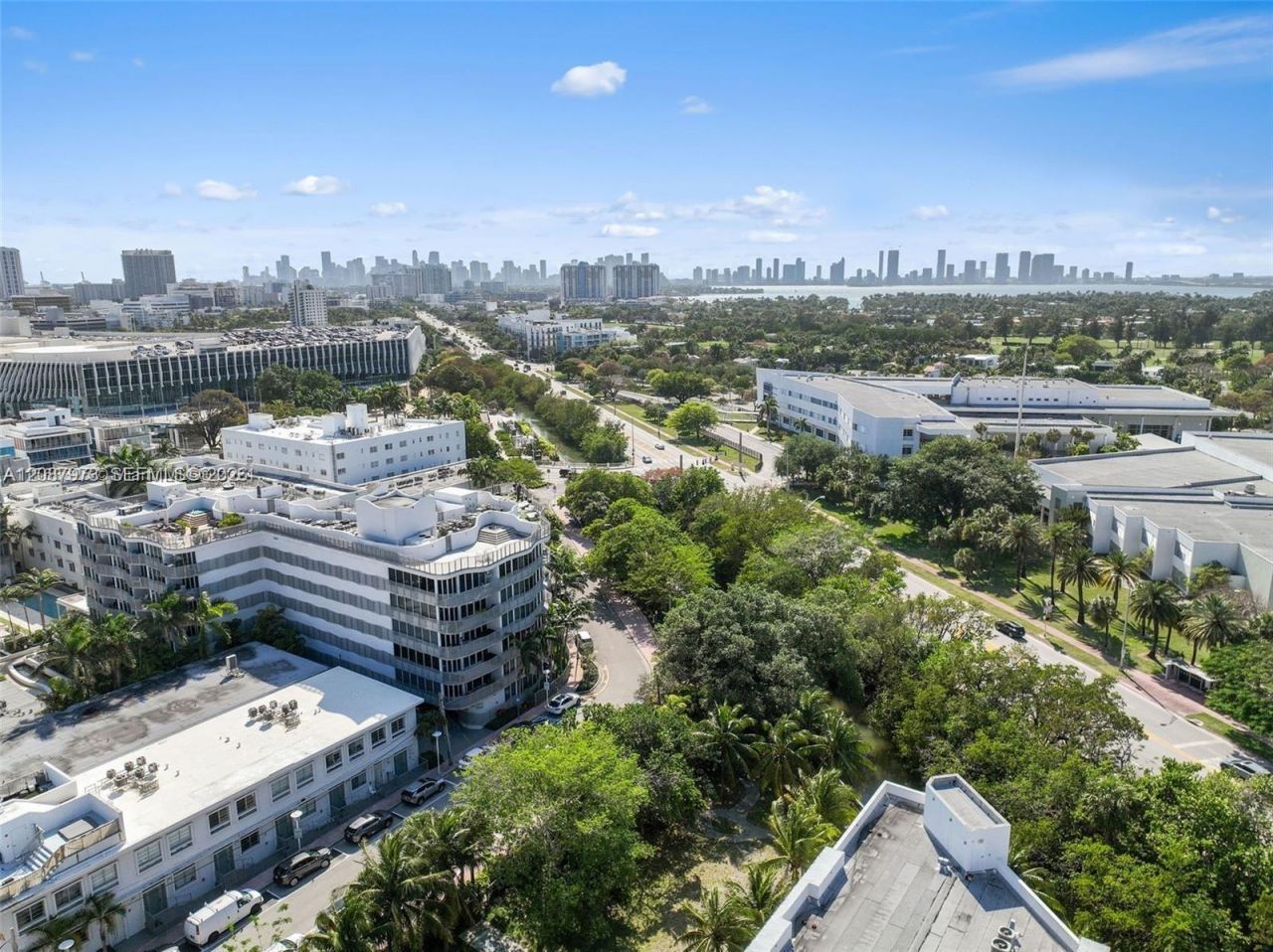 435 21st St, Unit 303, Miami Beach, FL 33139 Photo