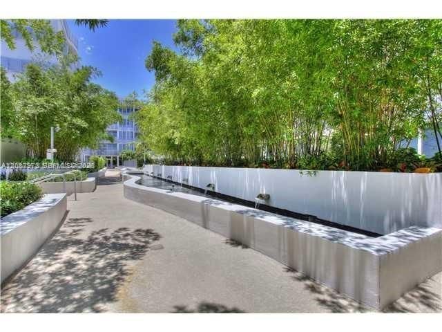 435 21st St, Unit 303, Miami Beach, FL 33139 Photo