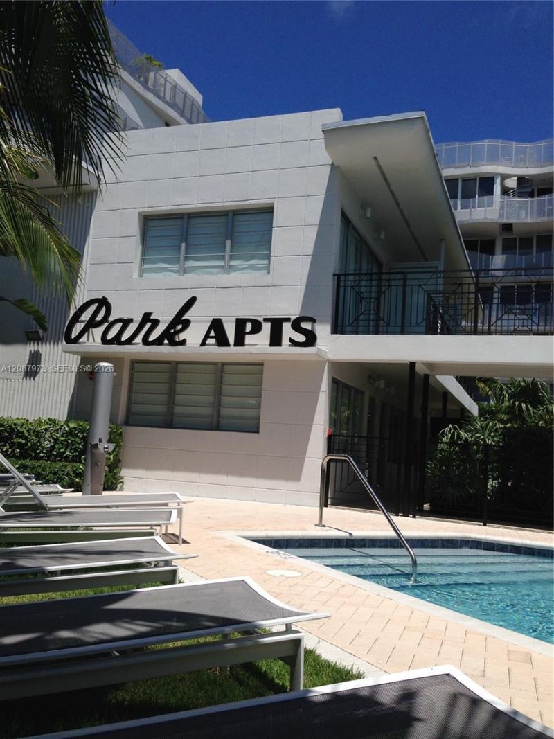 435 21st St, Unit 303, Miami Beach, FL 33139 Photo