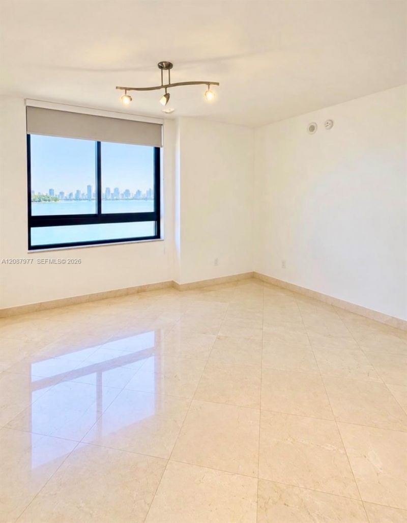 1330 West Ave, Unit 702, Miami Beach, FL 33139 Photo