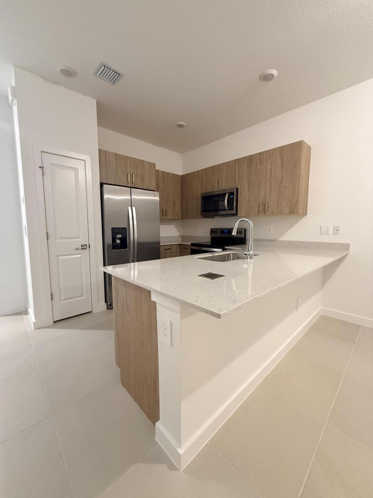 151 Lakeside Landing Court, Royal Palm Beach, FL 33411 Photo
