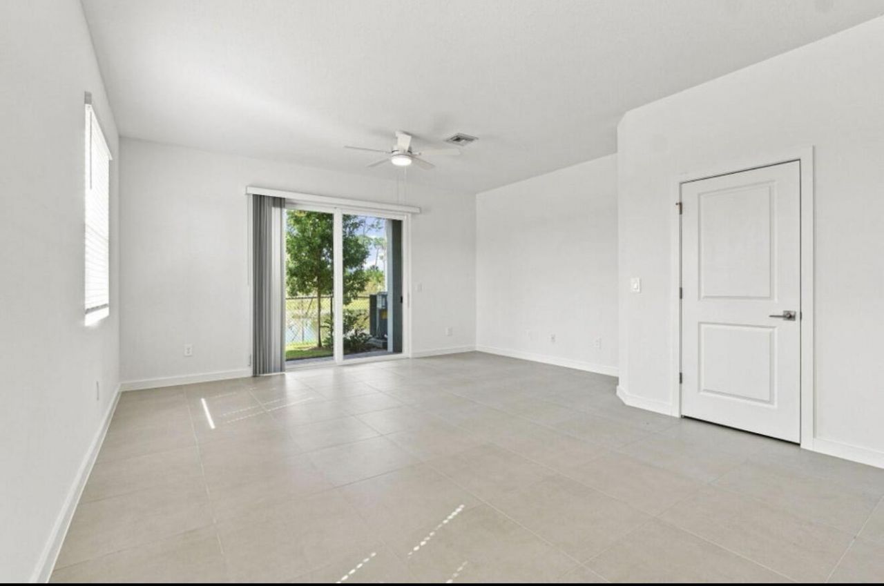 151 Lakeside Landing Court, Royal Palm Beach, FL 33411 Photo