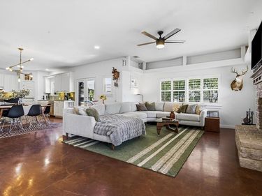 8252 Money Lane, Fort Worth, TX 76126