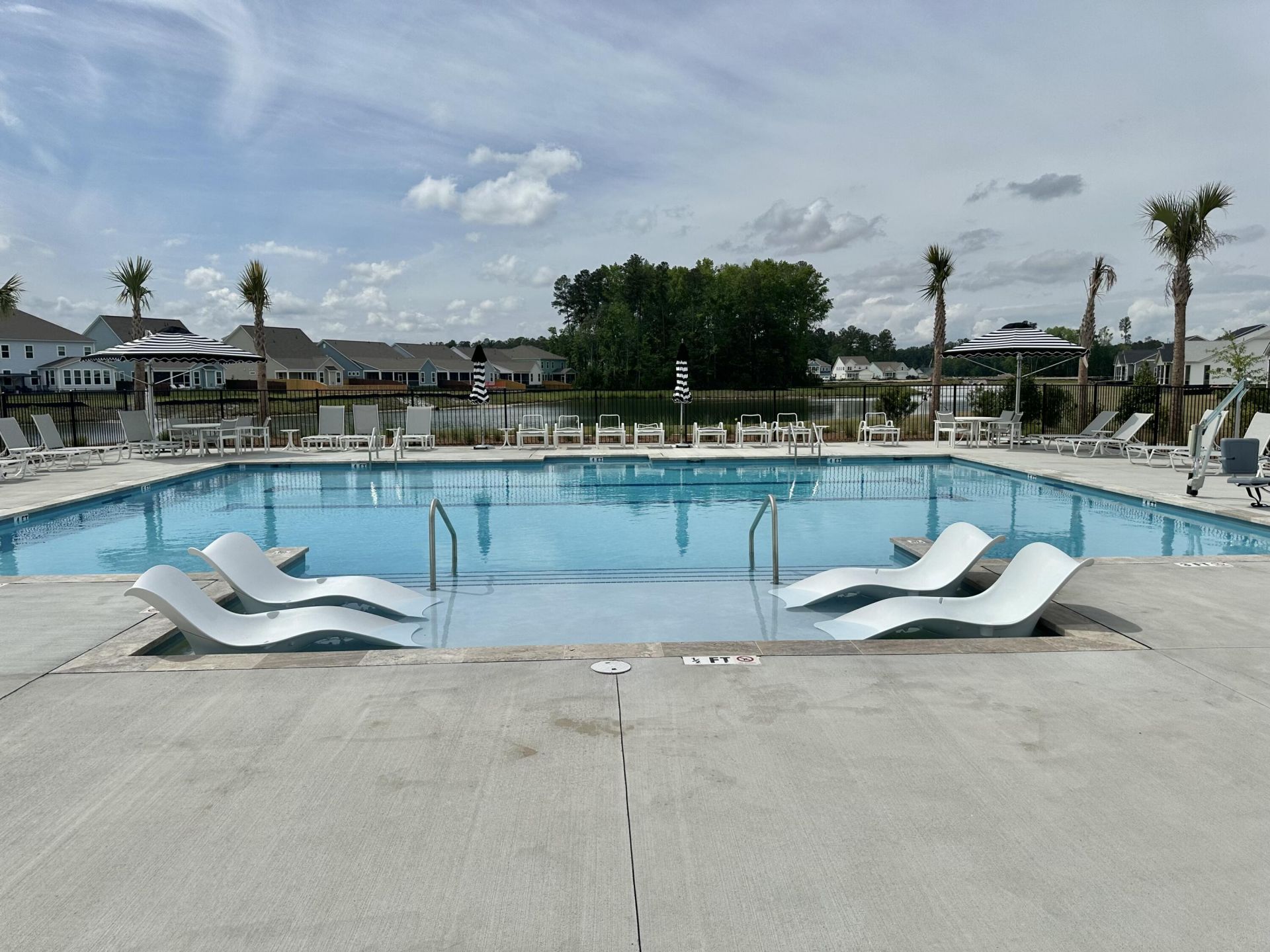 156 Summerwind Drive Photo 73