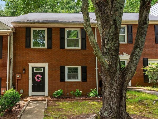 169 Willow Stream Court, Unit 169, Roswell, GA 30076