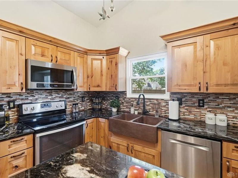8764 Cheers Circle, Huber Heights, OH 45424 Photo 19