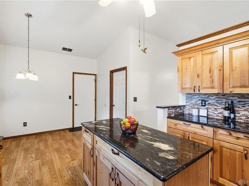 8764 Cheers Circle, Huber Heights, OH 45424 Photo 24