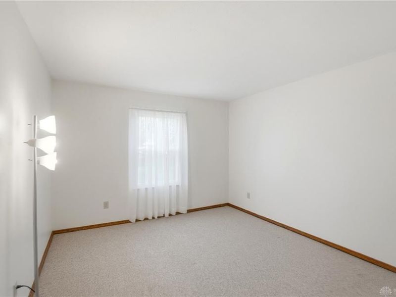 8764 Cheers Circle, Huber Heights, OH 45424 Photo 37