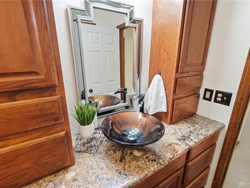 8764 Cheers Circle, Huber Heights, OH 45424 Photo 43